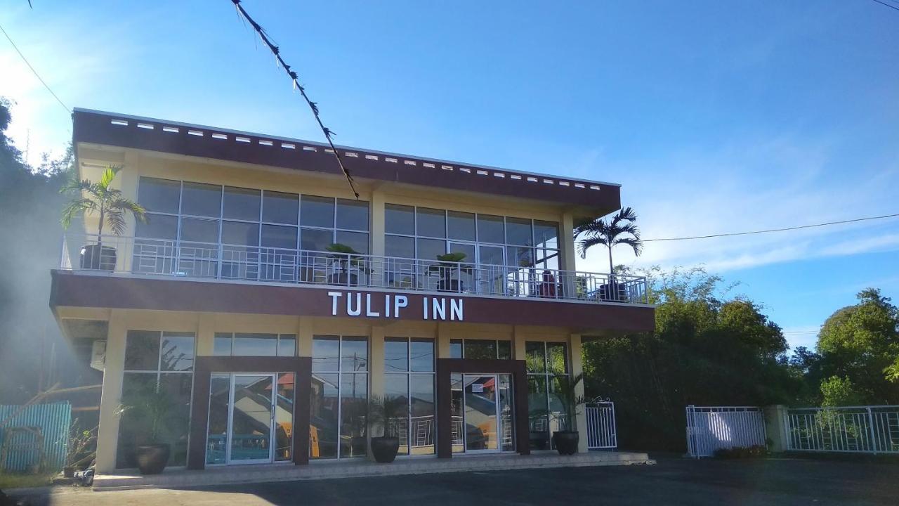 Tulip Inn Tomohon Exterior foto
